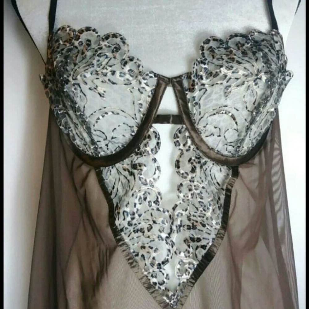 VICTORIA'S SECRET Leopard Lace-Hot Cocoa